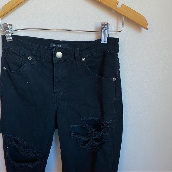 Forever 21 Ripped Skinny Jeans โ Size 26 - Picture 5 of 6